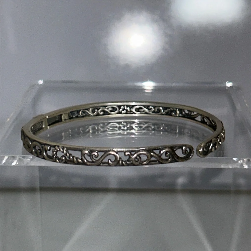 NWOT Carolyn Pollack Sterling Silver Scroll Design Bangle Bracelet